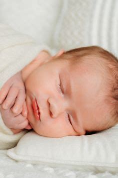 Studio Newborn Photos | Newborn Photography | Milwaukee Newborn ...