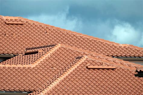 Comparing Tile Roofing to Other Roofing Materials: Pros and Cons ...