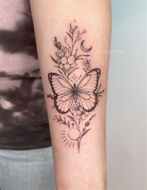 Butterfly tattoo | Tattoo ideen klein, Tattoo schriftzüge ideen, Kleine ...