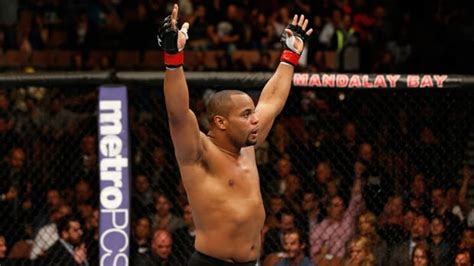 U.S. Olympic wrestler Daniel Cormier joins MMA world - Sports Illustrated