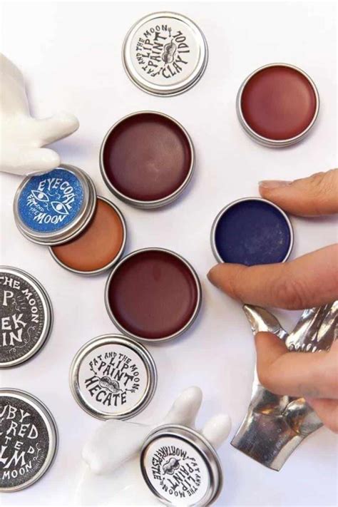 13 Ethical & Sustainable Makeup Brands Creating Eco-Friendly Cosmetics ...