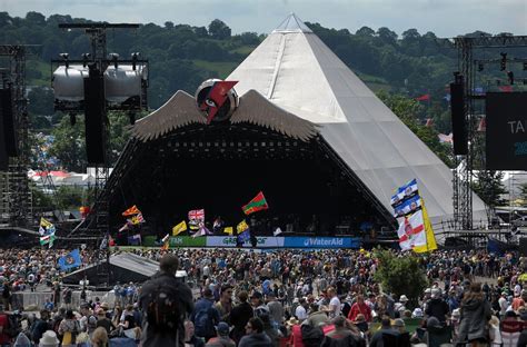 Glastonbury 2016 Saturday - Pyramid Stage - Glastonbury 2016: The Best ...