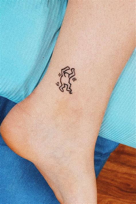 keith haring tattoo | Funky tattoos, Indie tattoo, Weird tattoos