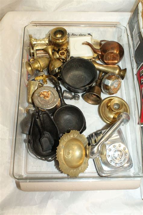 TWO TRAYS OF MINIATURE COLLECTIBLES - Big Valley Auction