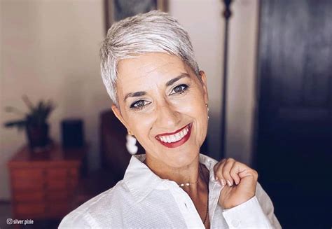 Short Hairstyles For Older Women With White Hair - 18 Modern Haircuts ...