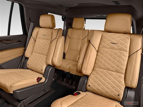 2024 Cadillac Escalade: 89 Interior Photos | U.S. News