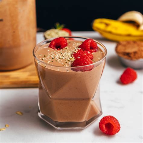 Powder-Free Vegan Protein Shake | Minimalist Baker Recipes