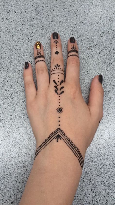 My pen henna | Henna hand tattoo, Hand tattoos, Henna