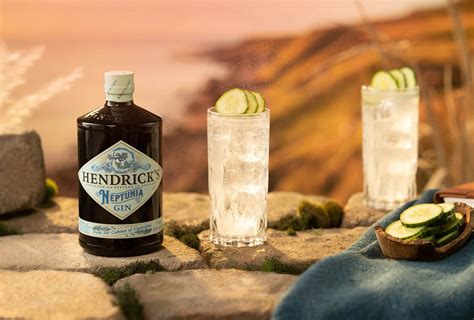 Hendrick's Gin | Scottish Gin Infused with Cucumber & Rose