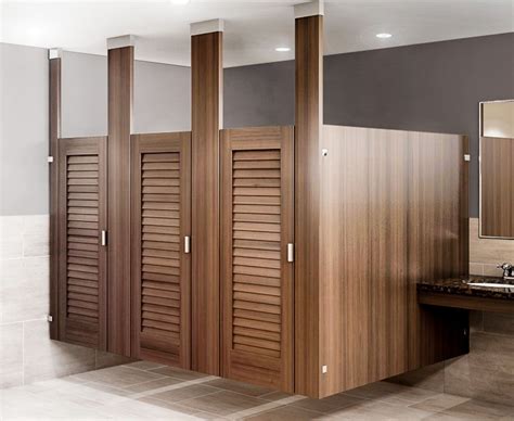 Ironwood Manufacturing Louvered Restroom Partition | Thiết kế nội thất phòng tắm, Thiết kế phòng ...