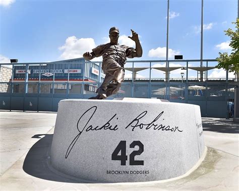 DODGERS UNVEIL JACKIE ROBINSON STATUE - Long Beach Local News