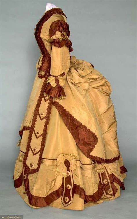 Silk bustle dress 1868-1872. (House of PoLeigh Naise on FB) | Vintage attire, Victorian fashion ...