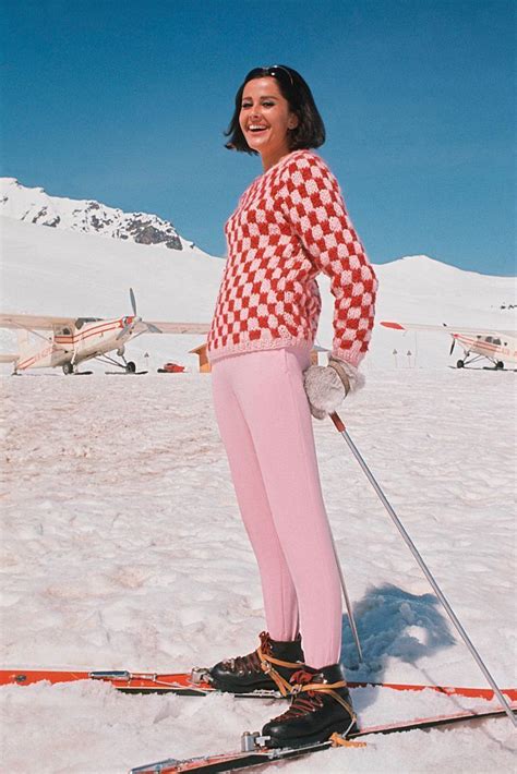 Vintage Ski Slope Style | Apres ski style, Skiing outfit, Apres ski outfits