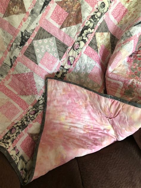 Pink Toned Quilt - Etsy