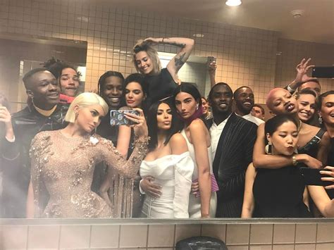 Met Gala 2017: See the Best Celebrity Selfies | Teen Vogue