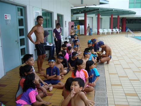 This is coach, Joe Ong preparing the pupils for the lesson.