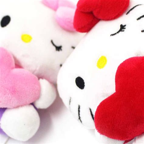 Hello Kitty Heart Plush Keychain – Hello Discount Store