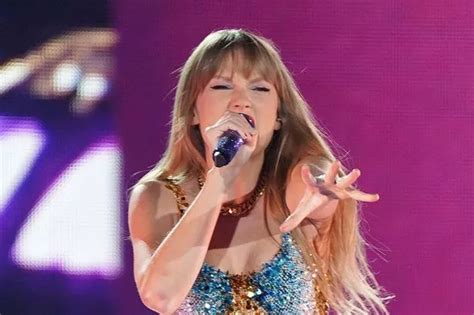 Taylor Swift fans buy tickets for Anfield before general sale - Liverpool Echo