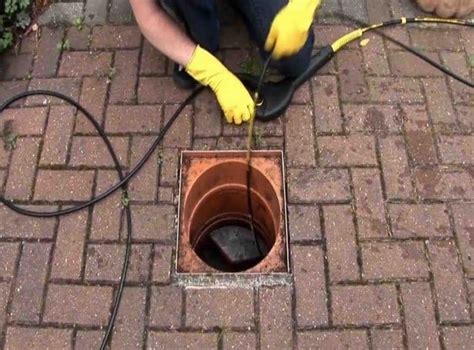 How to Unblock a Blocked Sewer Drain? | Rooter Team