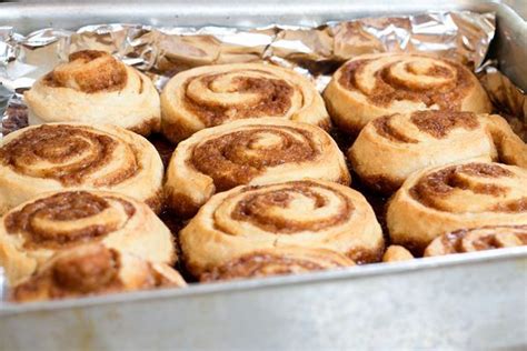 Pillsbury Cinnamon Rolls Baking Instructions | Baking, Pillsbury ...