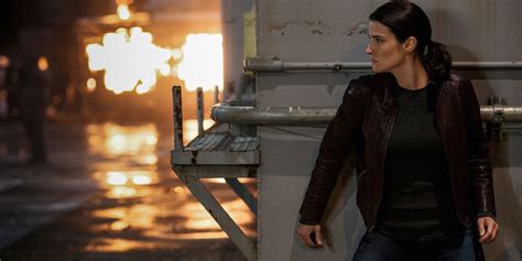 Cobie Smulders Interview - Cobie Smulders Isn't Just Another Sidekick in 'Jack Reacher: Never Go ...