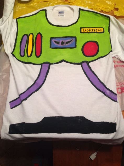 Toy story halloween, Toy story costumes, Buzz lightyear costume