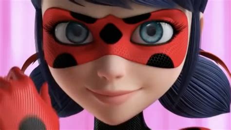 The Actress Who Plays Marinette From Miraculous Ladybug Is Gorgeous In ...