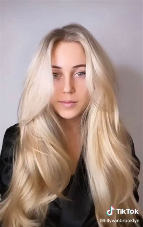 Pin by Angie Noack on What goes up must come down in 2021 | Hair styles, Blonde hair looks, Long ...