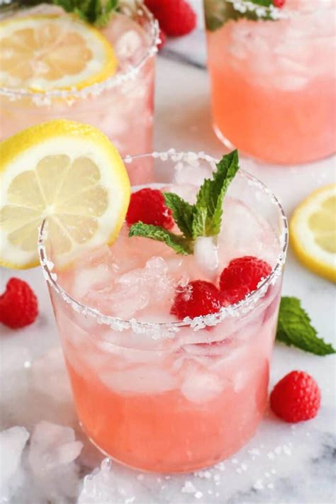 Pink Lemonade Margarita (Pink Senorita Cocktail) | A Farmgirl's Dabbles