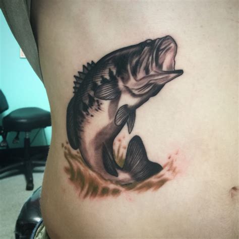 Top 82+ simple bass fish tattoo latest - in.cdgdbentre