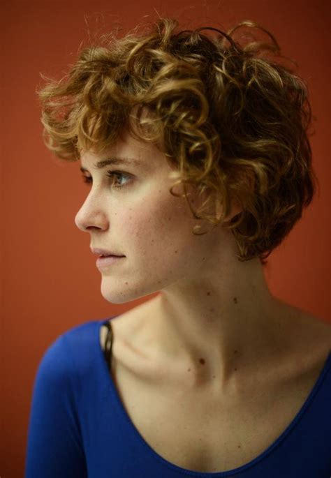 Carla Juri (Ana Stelline from Blade Runner 2049) : r/PrettyGirls