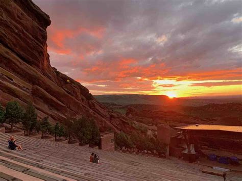 RED ROCKS DENVER SUNRISE & HIKING - Mile Marker Memories