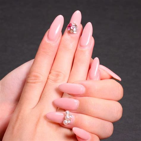 Top Pearl Nails Designs Popular in 2023 - Nail Designs Journal