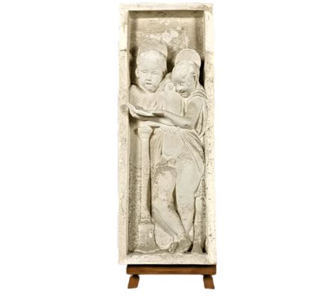 Bas relief of angels singing Bible verses - right side - Temarte