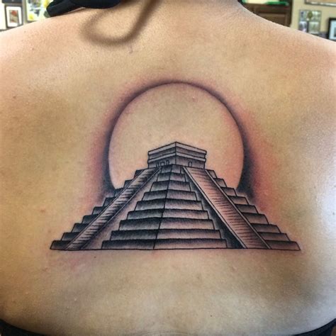 Tattoo of the Mayan pyramid El Castillo with a moon rising behind it | Pyramid tattoo, Mayan ...