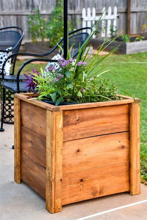 DIY Wood Planter Box in 2024 | Diy wood planter box, Diy planters outdoor, Diy planters
