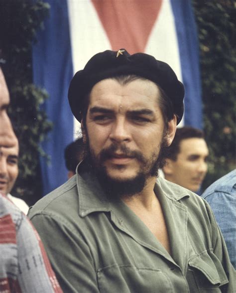 Che Guevara - Color photo of Ernesto "Che" Guevara in 1964 in Cuba ...