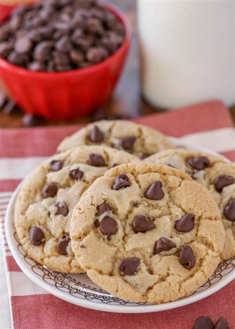 Nestlé Toll House Cookie Recipe {BEST-LOVED Cookie} | Lil'Luna