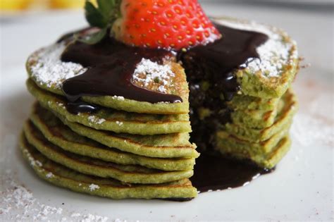 REZEPT: glutenfreie Matcha Pancakes | Ein glutenfreier Blog