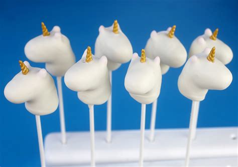 Unicorn Cake Pops | Bakerella