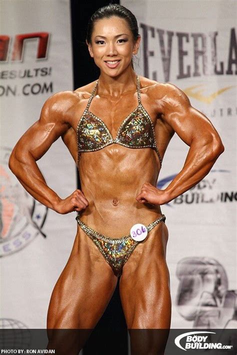 Yeon Woo Jhi | Muscular women, Fit chicks, Athletic women