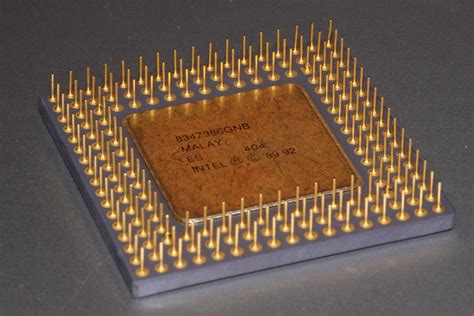 486 CPU Upside-down | An old 486 CPU putting its feet up int… | Pascal | Flickr
