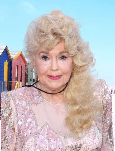 Donna Douglas Cause of Death: Explore Her Age, Net Worth