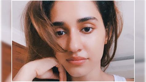 Disha Patani Looks Radiant In Latest Instagram Selfie - News18