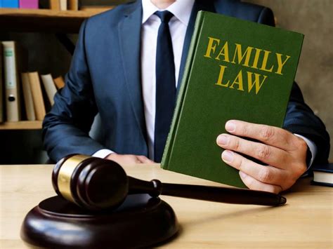 Benefits of Hiring a Family Law Lawyer | Kids in the House