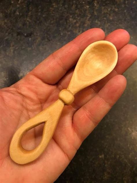 Wooden Spoon Carving, Carved Spoons, Wood Spoon, Wood Carving Designs, Wood Carving Art, Carving ...
