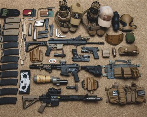 Tactical Gear List & Considerations for SHTF - The Prepper Journal | Tactical gear, Tactical ...