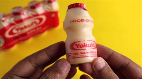 Yakult Probiotic Fermented Milk Drink - Bombofoods