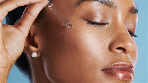 Niacinamide for Acne: What to Know, According to Dermatologists | Marie Claire