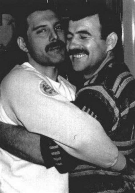 10+ Rare Pics Of Freddie Mercury And His Boyfriend From 1980s Reveal The Unseen Side Of Him ...